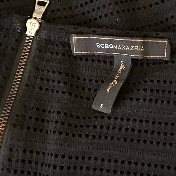 BCBG MAXAZRIA- Peplum top mesh - Picture 4 of 4